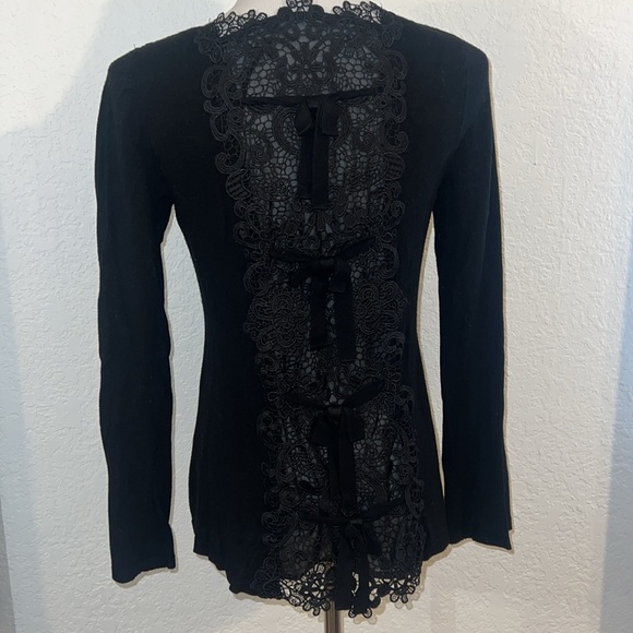 Elegant Black Lace up back sweater - Picture 2 of 8